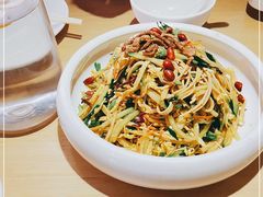 -关东小磨东北菜(上海长风大悦城店)