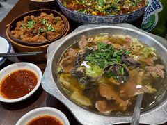 -谢老五跷脚牛肉·非遗传承店