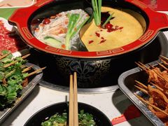 -钢管厂五区小郡肝串串香(奥克斯广场锦城万达店)