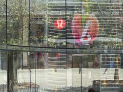 -lululemon(上海浦东IFC店)