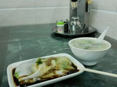 冬菇韭黄猪腰肠+及第粥-穗银肠粉店(东川路店)