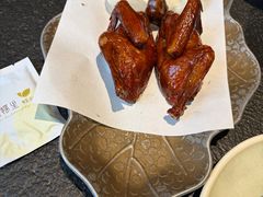 -蝴蝶里·粤菜·点心(滨江龙湖店)