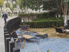 -J Create城市露营咖啡·简餐·宠物(上海动物园店)