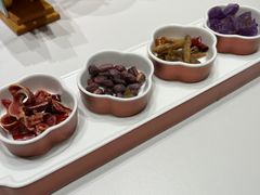 -新世界·过桥米线宴