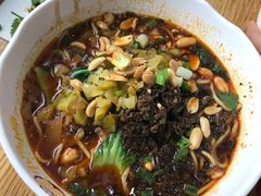 -小鱼小面(小汤山店)