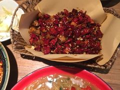 -先启半步颠小酒馆(白麓里店)