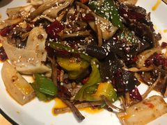 -十三式重庆江湖菜(金茂览秀城店)