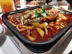 -顶峰夜宴·龙虾烧烤大排档(九江学院店)
