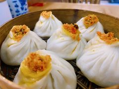 蟹黄小笼汤包-常鲜德乐购迎桂馒头店(麻巷公寓店)