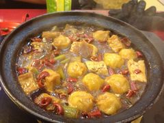-重庆鸡公煲(三八山珍美食城店中店)