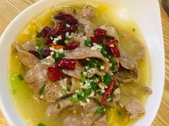 龙胜酸汤肥牛-渔太泰漓江小馆·广西融合菜(西街店)
