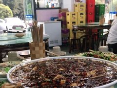 -聚八方土菜馆(余松路店)