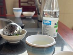 -老来福·非遗酸汤兔(凯旋路店)