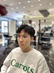 -BULB STUDIO 巴柏明星发型工作室