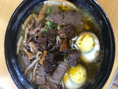 -花溪巷牛肉粉(泉城路店)