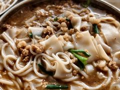 -正宗杨记普洱酸醋米线(总店)