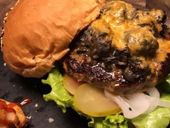 -HIGH FIVE哈福手工汉堡(桂林路店)