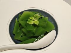 葱油莴笋-屋里厢上海菜馆