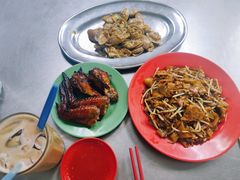 -黄亚华小食店(Jalan Alor)