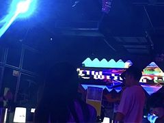 -UP嘻哈酒吧(粉巢店)
