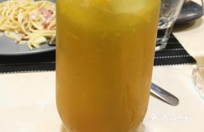 Signature Peach Iced Tea