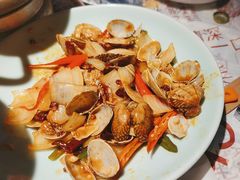 -川流不息·地道川菜·小龙虾(新松江路店)