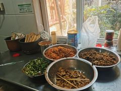芹菜-矮子粉店1985·长沙米粉(湘春路店)