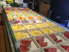 -涨巢·潮玩水疗局