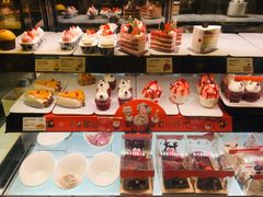 零售区-巴黎贝甜(大宁国际商业广场店)