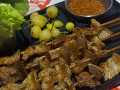 -威记烧嘢·南宁烧烤·超级生牛(绿地店)