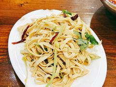 炝拌干豆腐-韩风烤牛肉冷面店