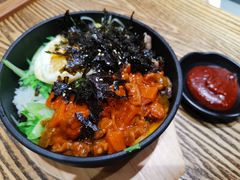 秘制牛肉石锅拌饭-吴草鸡爪오초닭발韩食堂(融恒盈嘉中心店)