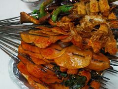 -马克力木手抓炕锅烤羊肉(盐湖一小区店)