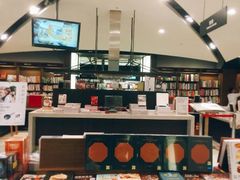 -诚品(信义店)