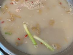 -老来福·非遗酸汤兔(凯旋路店)