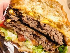 -The Habit Burger Grill 哈比特汉堡(复兴soho店)