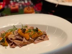 牛舌鱼籽酱姜丝海胆-wann lounge 低温慢煮牛排·清吧