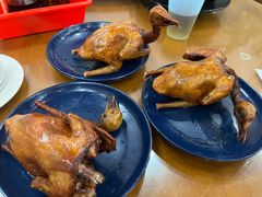 招牌妙龄乳鸽-煲煲掂风味煲仔饭餐厅(西区店)