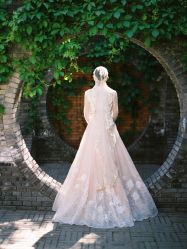 点击看大图 -LaMousse婚纱买手店