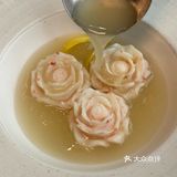 扬州首家！！最nb好吃的菊花火锅。。。