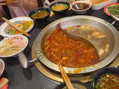 -沸炉重庆老火锅(军事博物馆店)