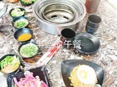 -啊美丽炭火烤肉(滑翔一店)