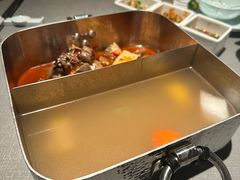 -左庭右院鲜牛肉火锅黑金店(陆家嘴中心店)