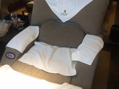 -金色印象·4K影院式足体养生(杨家坪西郊店)