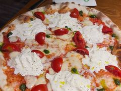 -JINNS锦时 steak&pizza(浸信会礼拜堂旧址店)
