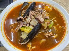 辣海鲜面-朴氏韩国料理(北欧丽景店)