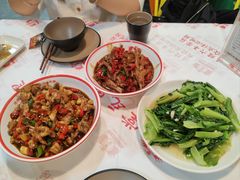 -堂瓦里·传统赣菜(第一街区店)