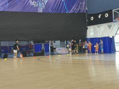 -悦狮体育俱乐部·青少年篮球·羽毛球培训(天通苑校区)