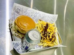 -TRIPS BURGER(大钟寺店)