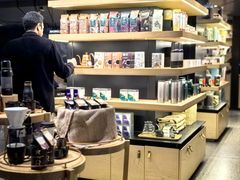 -星巴克臻选(国贸商城首店)